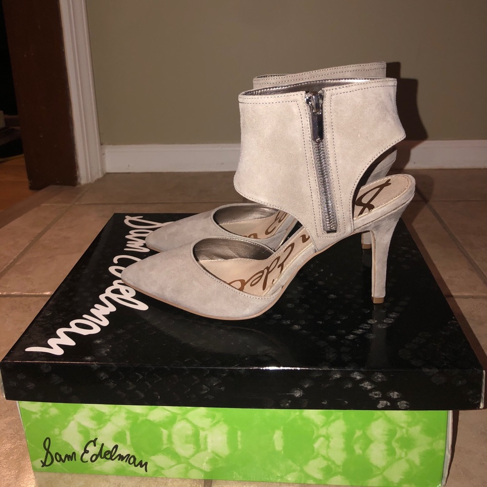 Never been worn Sam Edelman Gray Heels